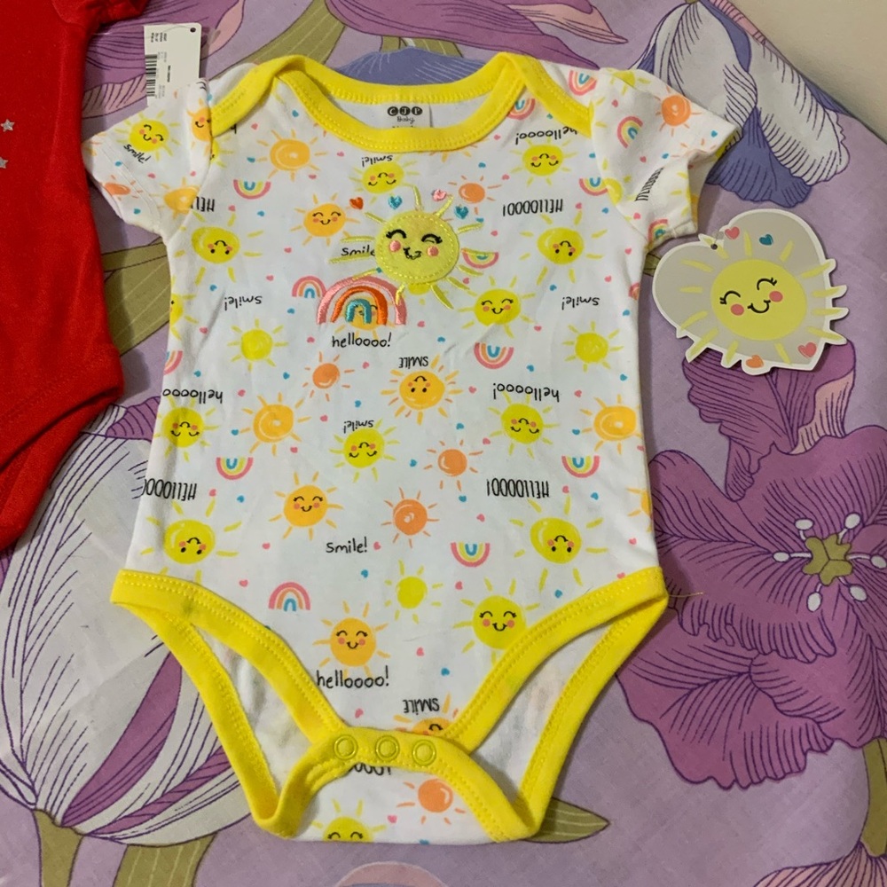 NWT CJP Baby Adorable Embroidered Sun Rainbow& Hearts Yellow Onesie Outfit